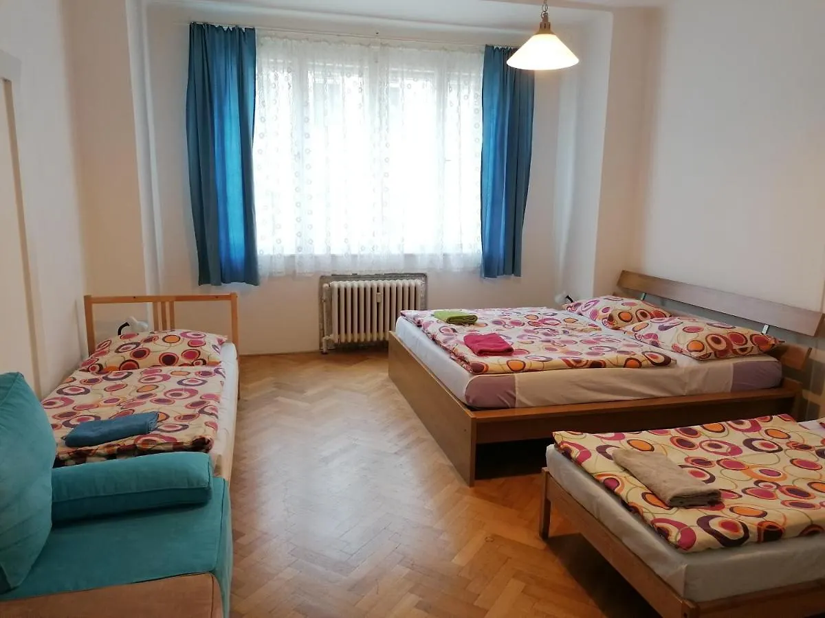 Hostel Bonvolon Prague
