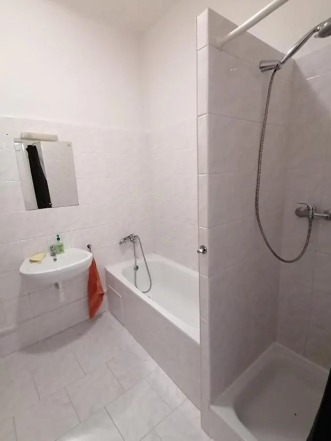 Hotel Hostel Bonvolon Prague
