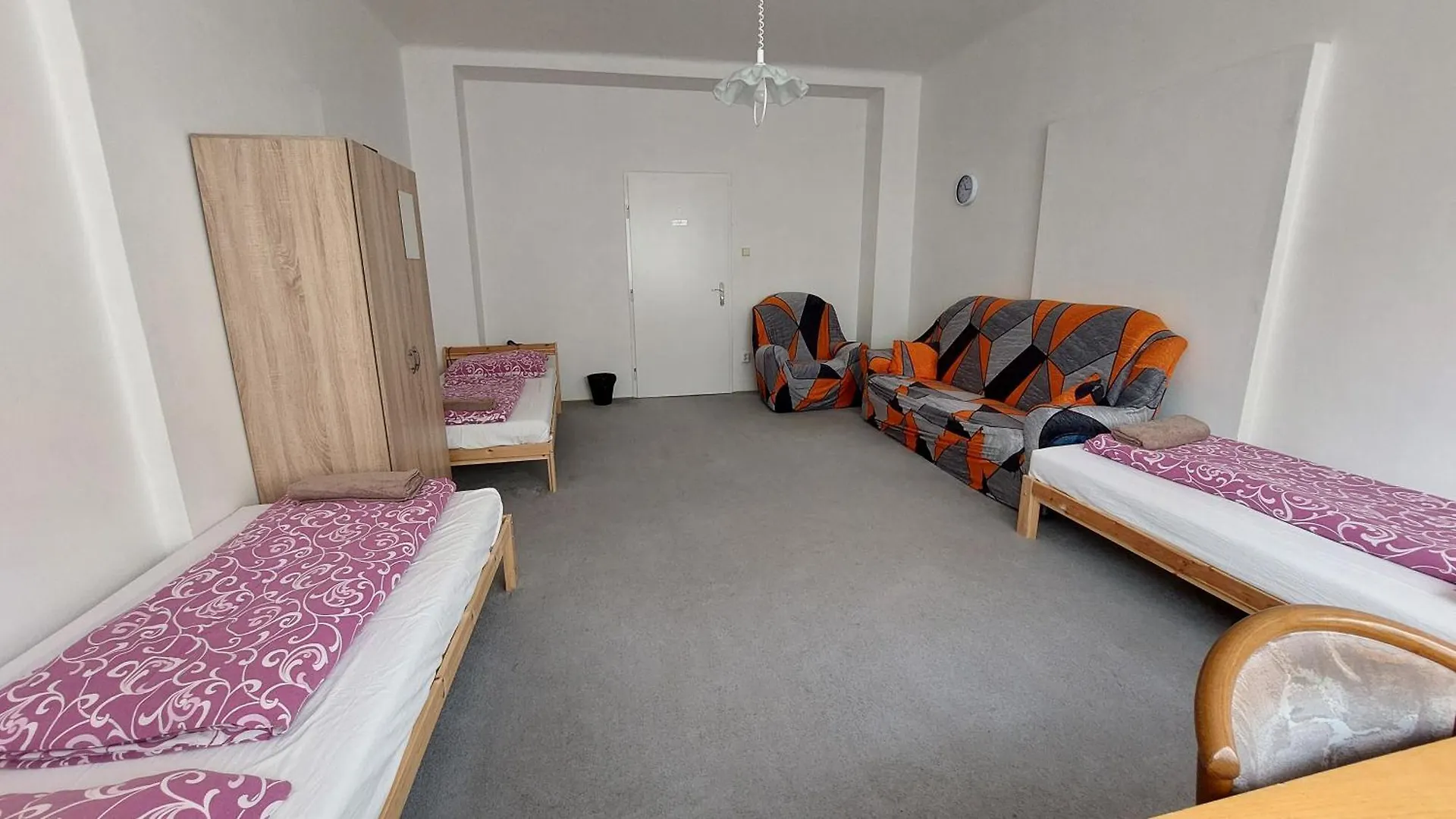 Hostel Bonvolon Prague Hotel