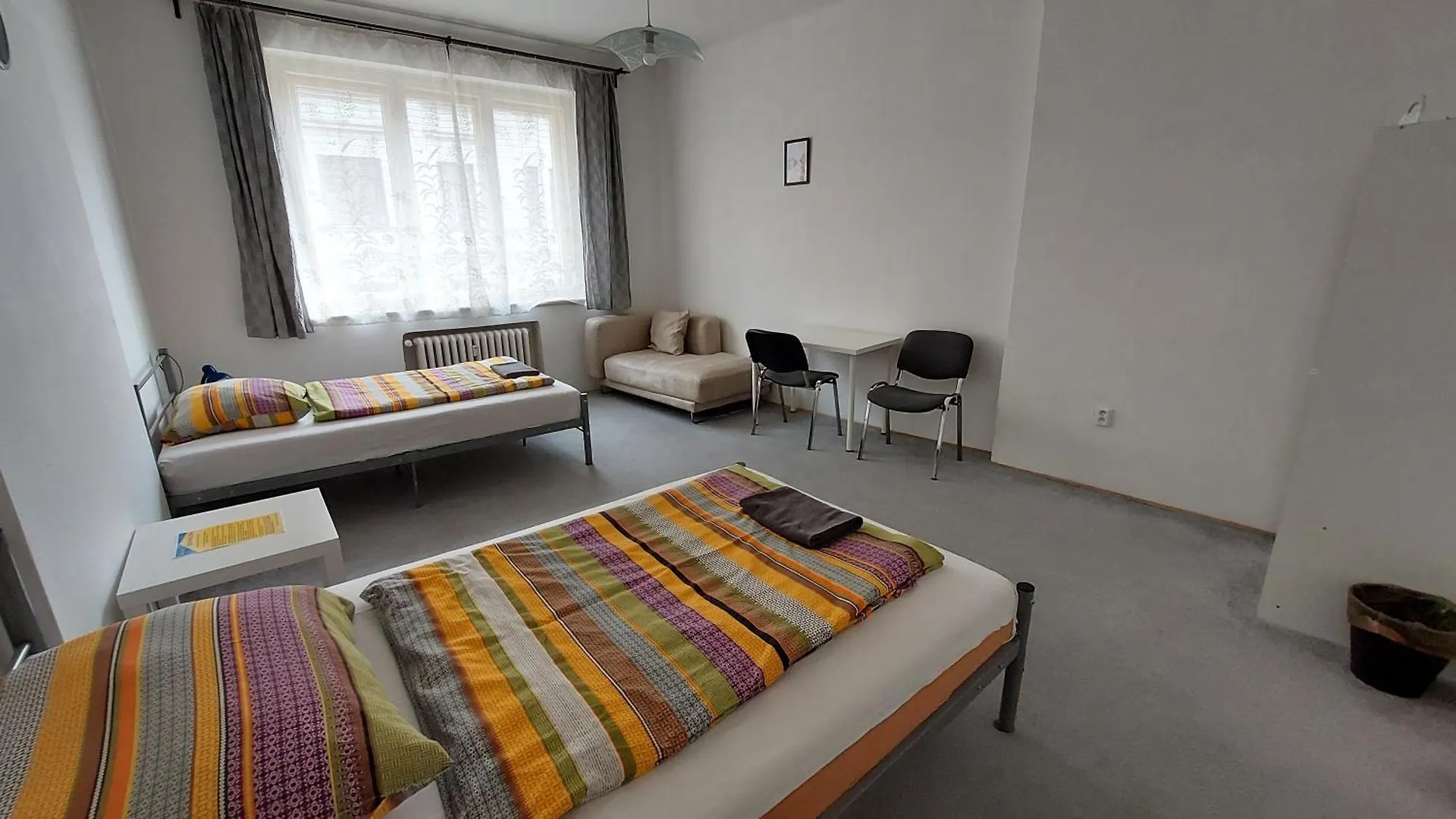 Hotel Hostel Bonvolon Prague