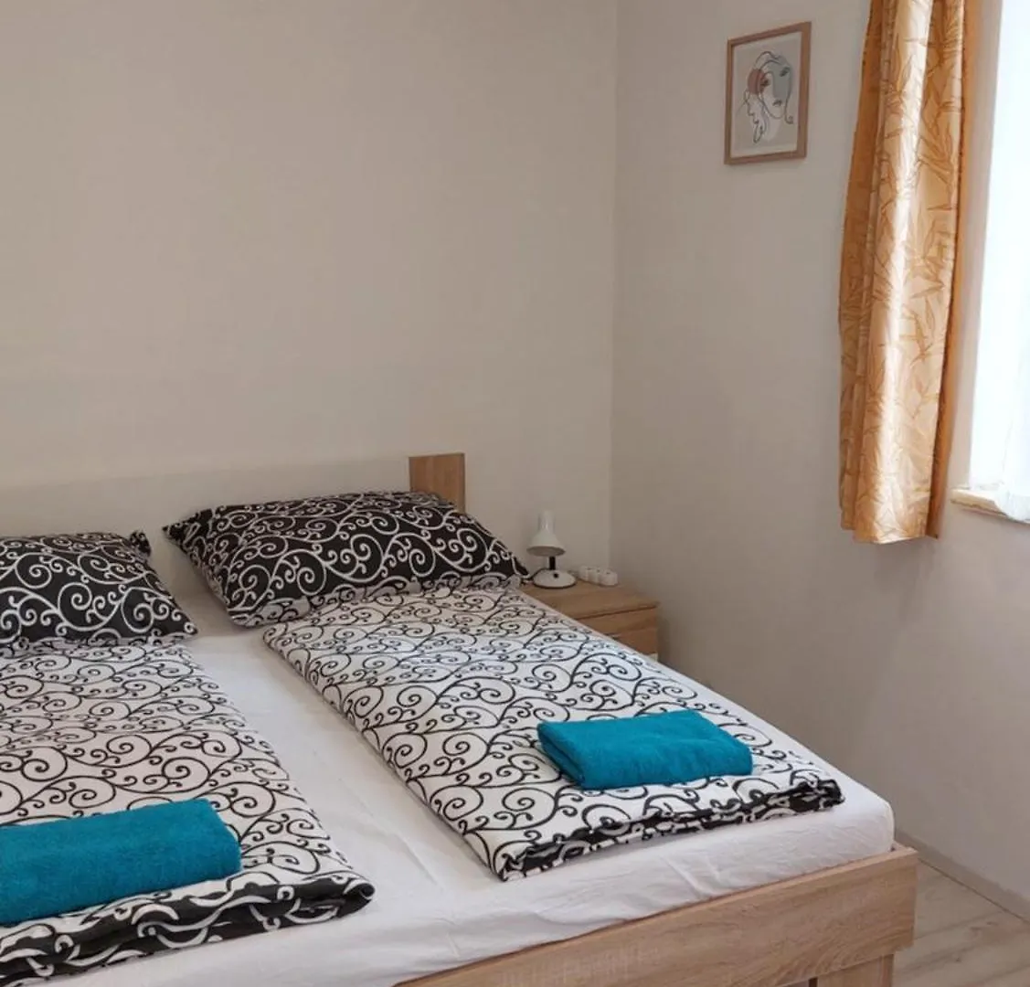 Hostel Bonvolon Prague