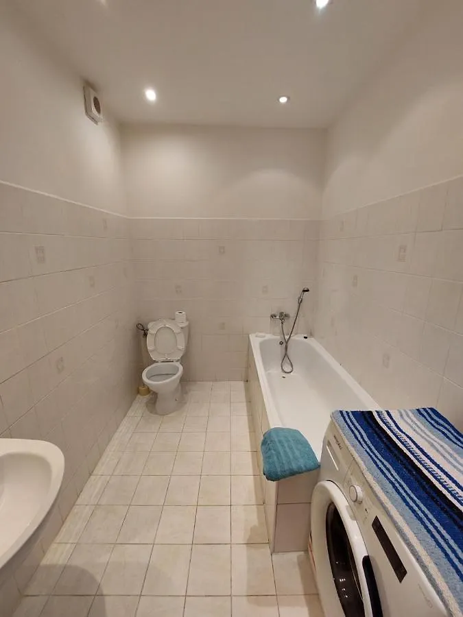 Hotel Bonvolon Prag 3*,