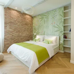 mak-luxury-rooms.splithotels.org/